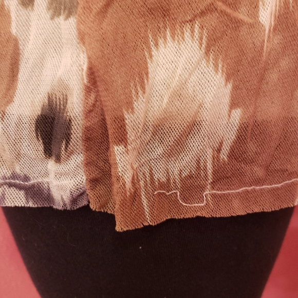 Limited sleeveless too - Picture 5 of 5